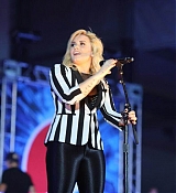 05.jpg