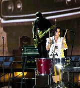05.jpg