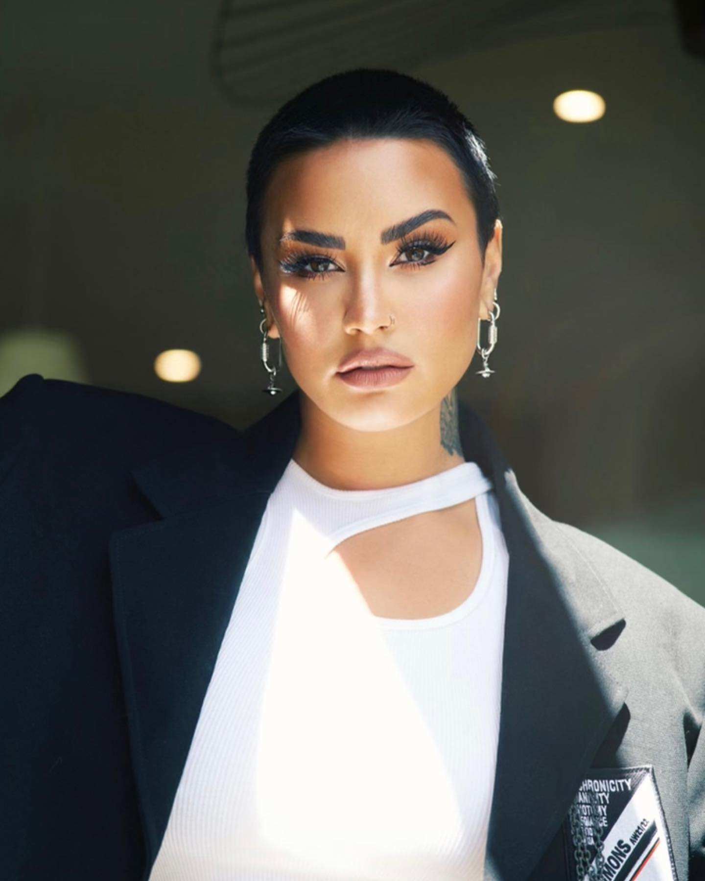 Demi_Lovato_-_Cibelle_Levi_photoshoot2C_April_202209.jpg