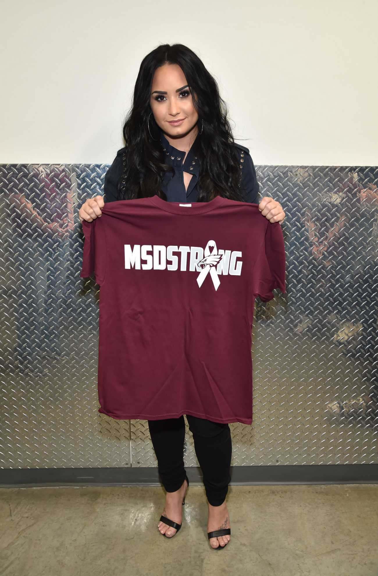Demi_Lovato_-_Meet_and_Greet_-_Viejas_Arena_at_Aztec_Bowl_San_Diego_State_University_on_February_262C_2018-02.jpg