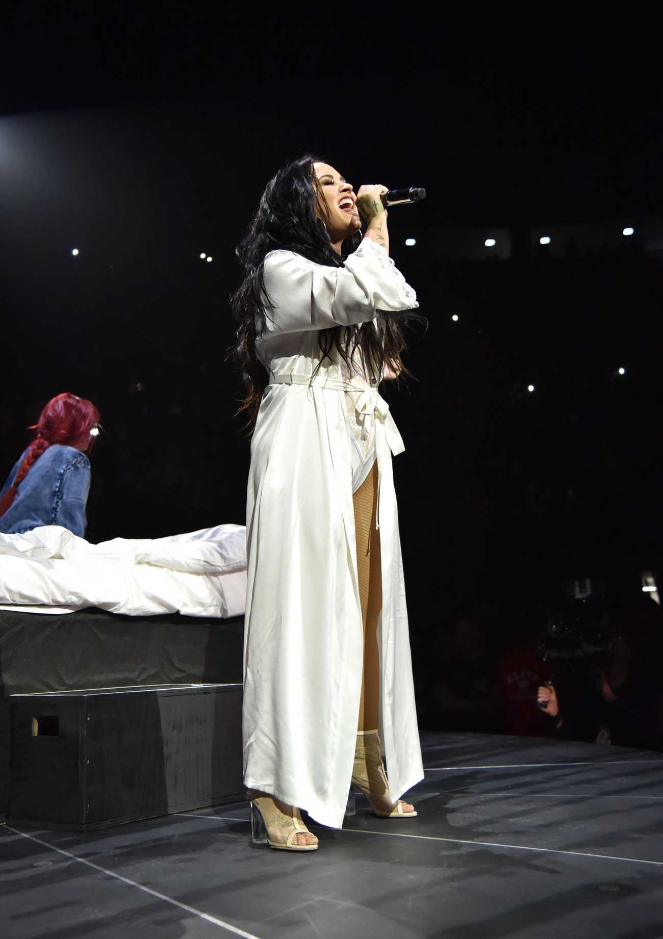 Demi_Lovato_-_Viejas_Arena_at_Aztec_Bowl_San_Diego_State_University_on_February_262C_2018-03.jpg