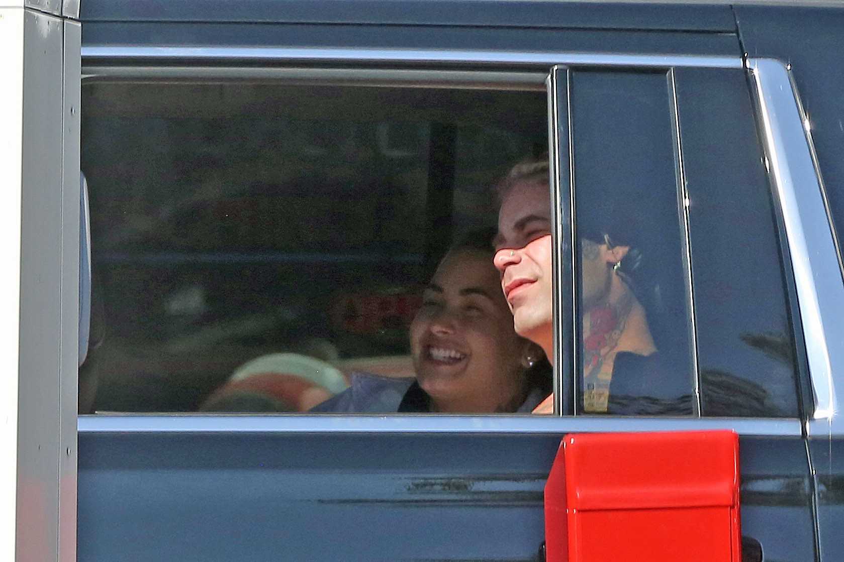 Demi_Lovato_In_Los_Angeles_-_October_132C_2020-03.jpg