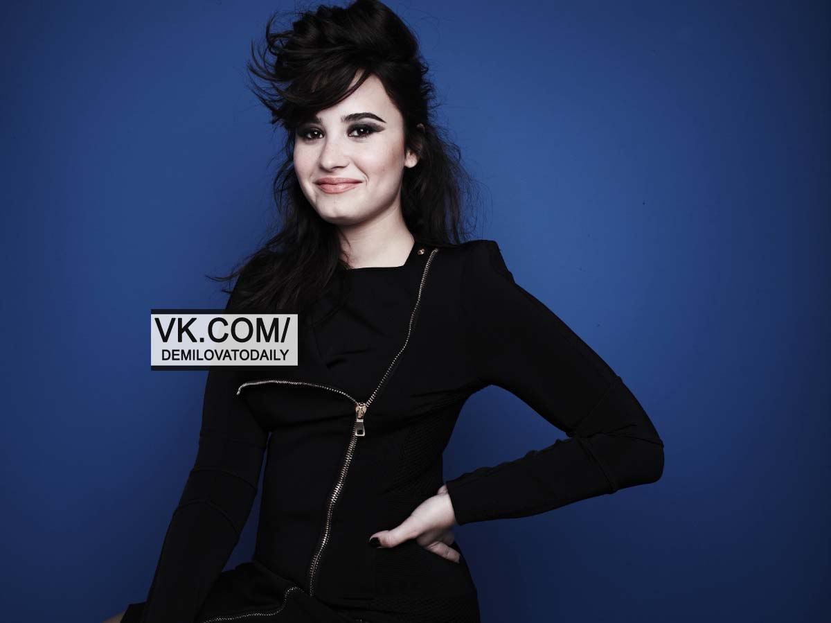 Girlfriend_Magazine-70.jpg
