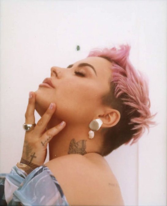 Glamour_2021_15.jpg