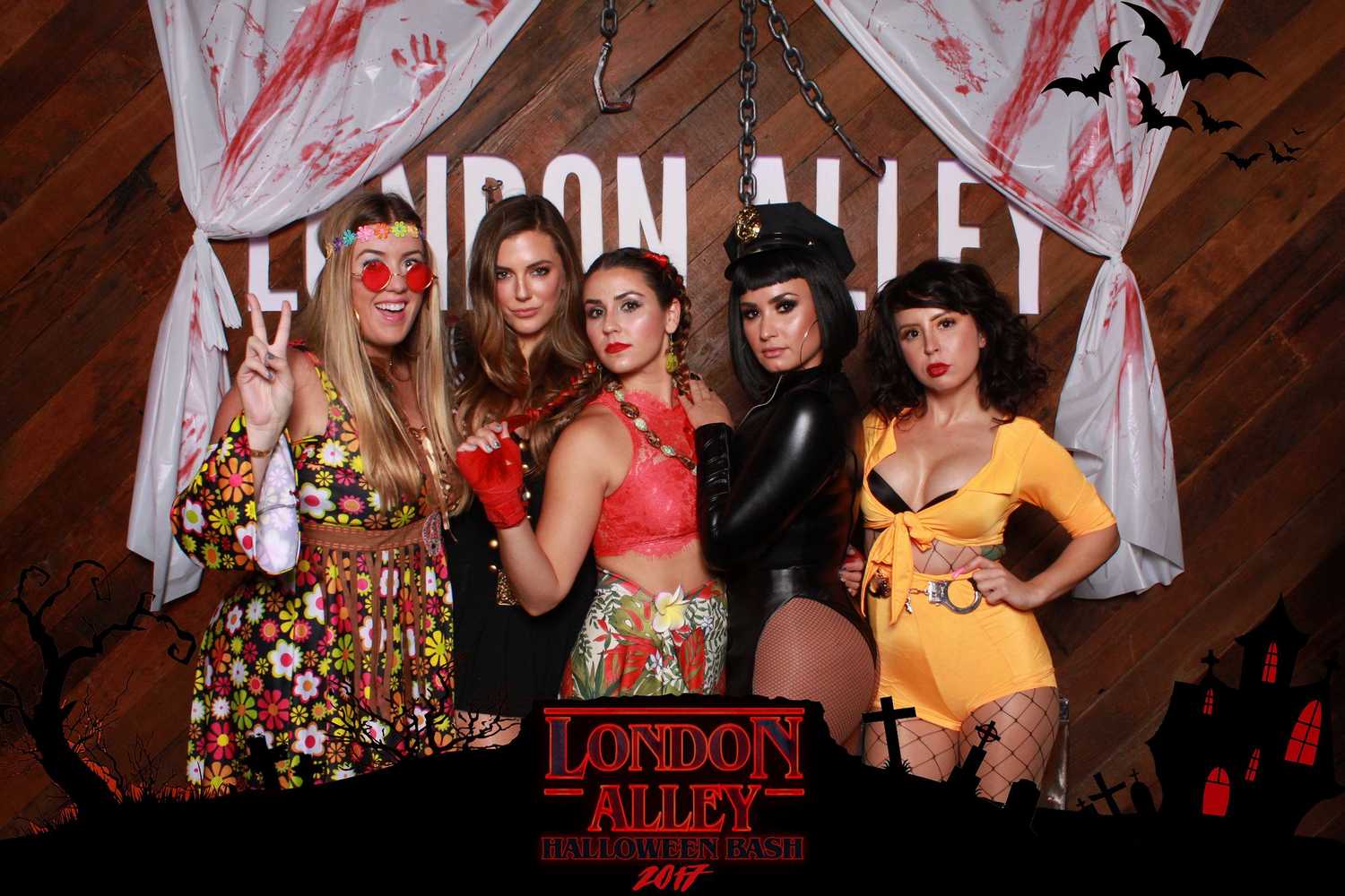 Halloween_Party_-_October_31-10.jpg