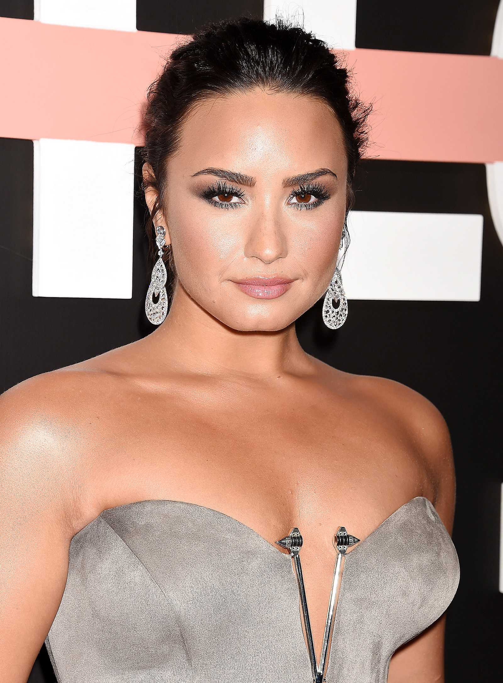 YouTube_s__Demi_Lovato_Simply_Complicated__Premiere_-_October_11-46.jpg