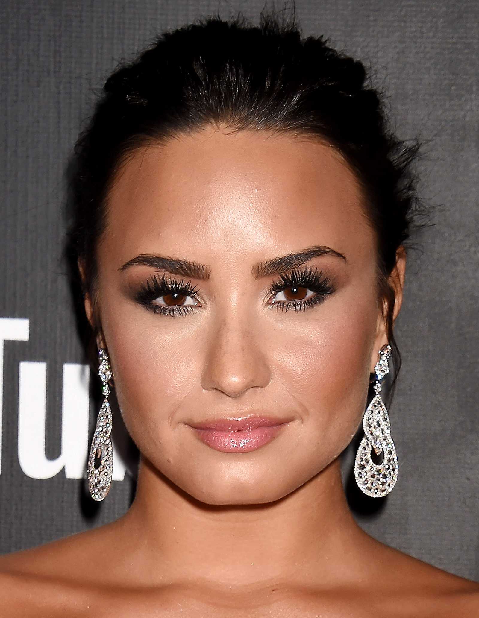 YouTube_s__Demi_Lovato_Simply_Complicated__Premiere_-_October_11-54.jpg