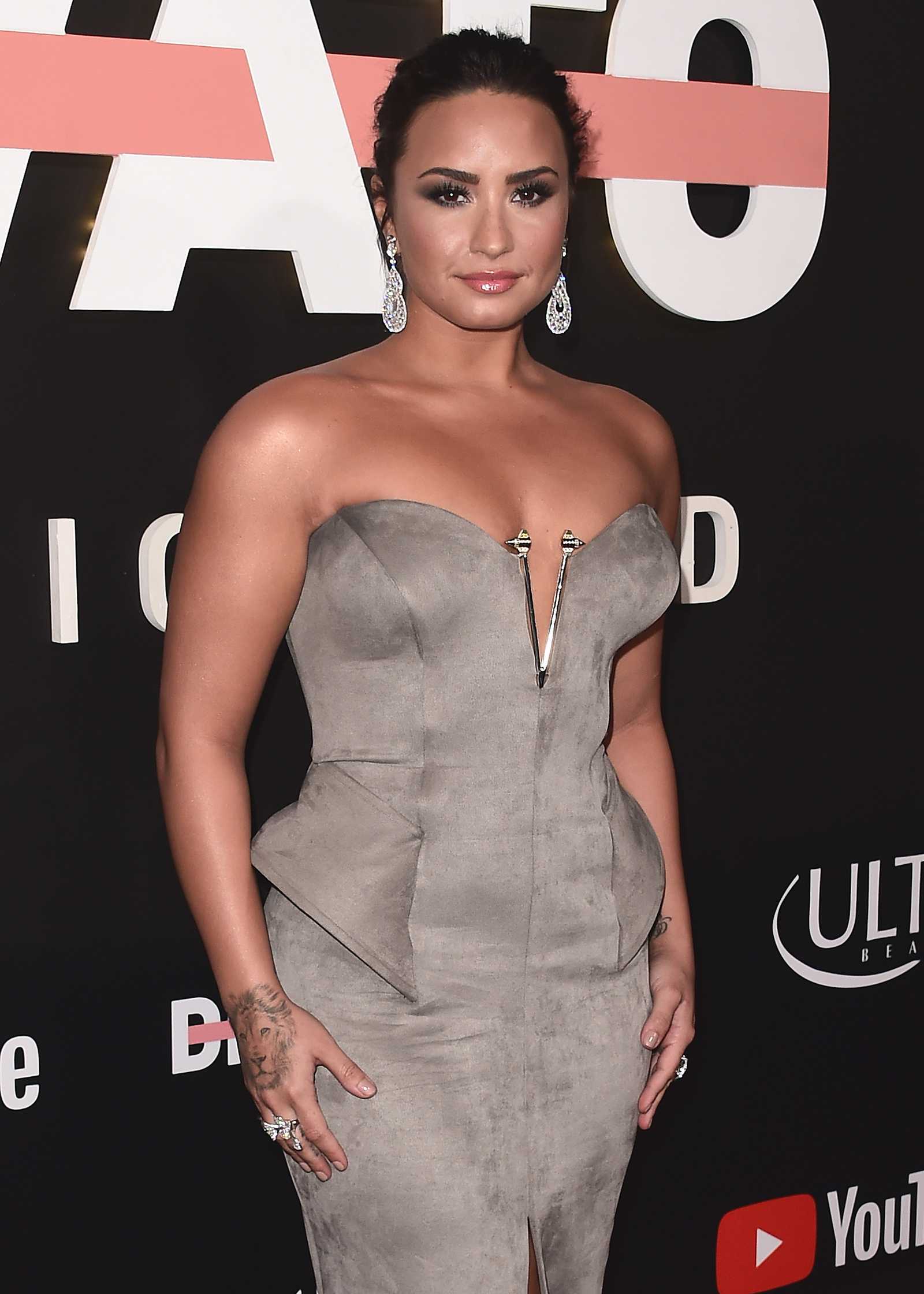 YouTube_s__Demi_Lovato_Simply_Complicated__Premiere_-_October_11-76.jpg