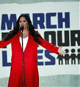 Demi_Lovato_-__March_For_Our_Lives__in_Washington2C_DC_on_March_24-16.jpg