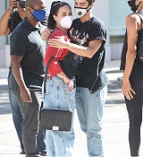 Demi_Lovato___Max_Ehrich_-_Out_shopping_on_Rodeo_Drive_in_Beverly_Hills2C_California__07272020-08.jpg