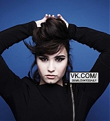 Girlfriend_Magazine-36.jpg