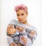Glamour_2021_10.jpg