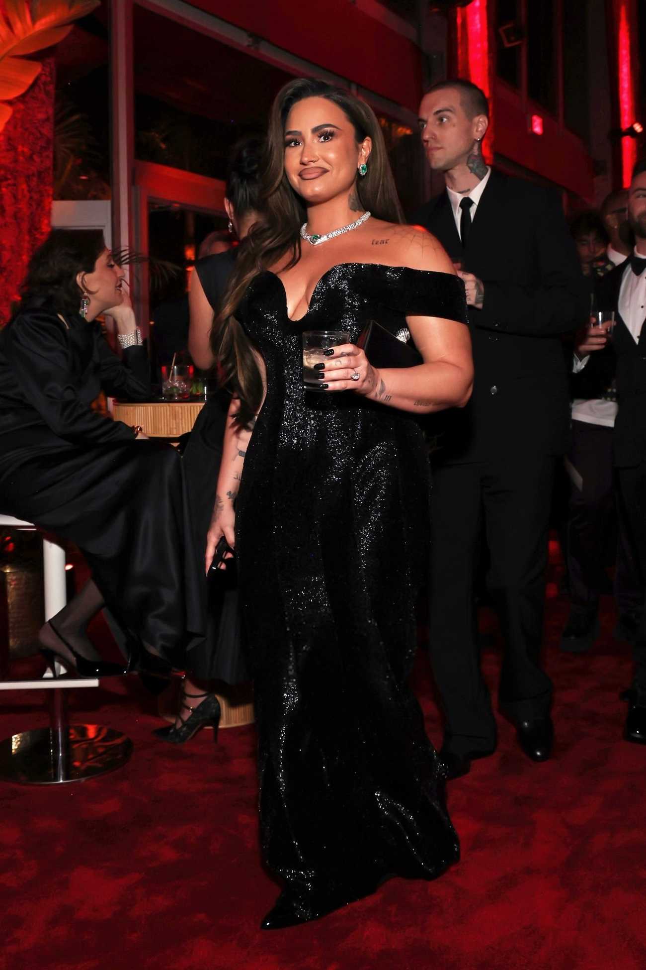 Demi_Lovato_-_2024_Vanity_Fair_Oscar_Party2C_Beverly_Hills_CA_-_March_102C_2024_10.jpg