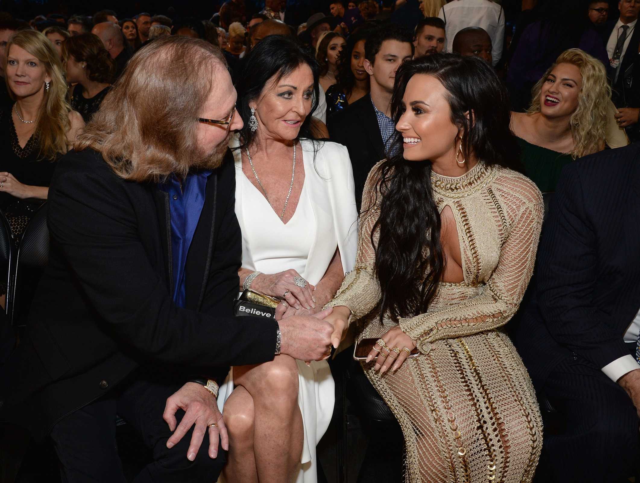 Demi_Lovato_-_The_59th_GRAMMY_Awards_at_STAPLES_Center_in_Los_Angeles_5BBackstage5D-19.jpg