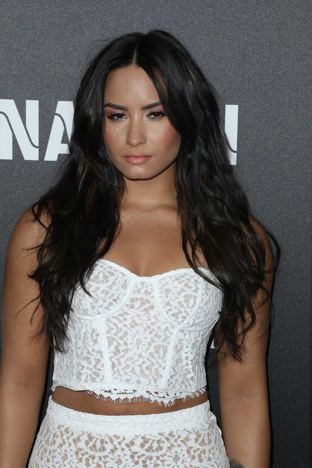 Demi_Lovato_Arrives_Roc_Nation_Pre_Grammy_Brunch_in_LA_-_February_11_283629.jpg