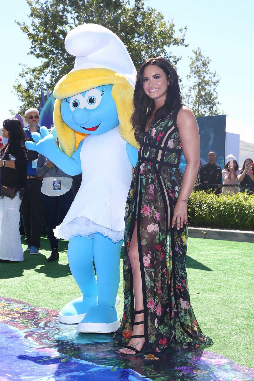 Smurfs_The_Lost_Village_World_Premiere_-_April_1-33.jpg