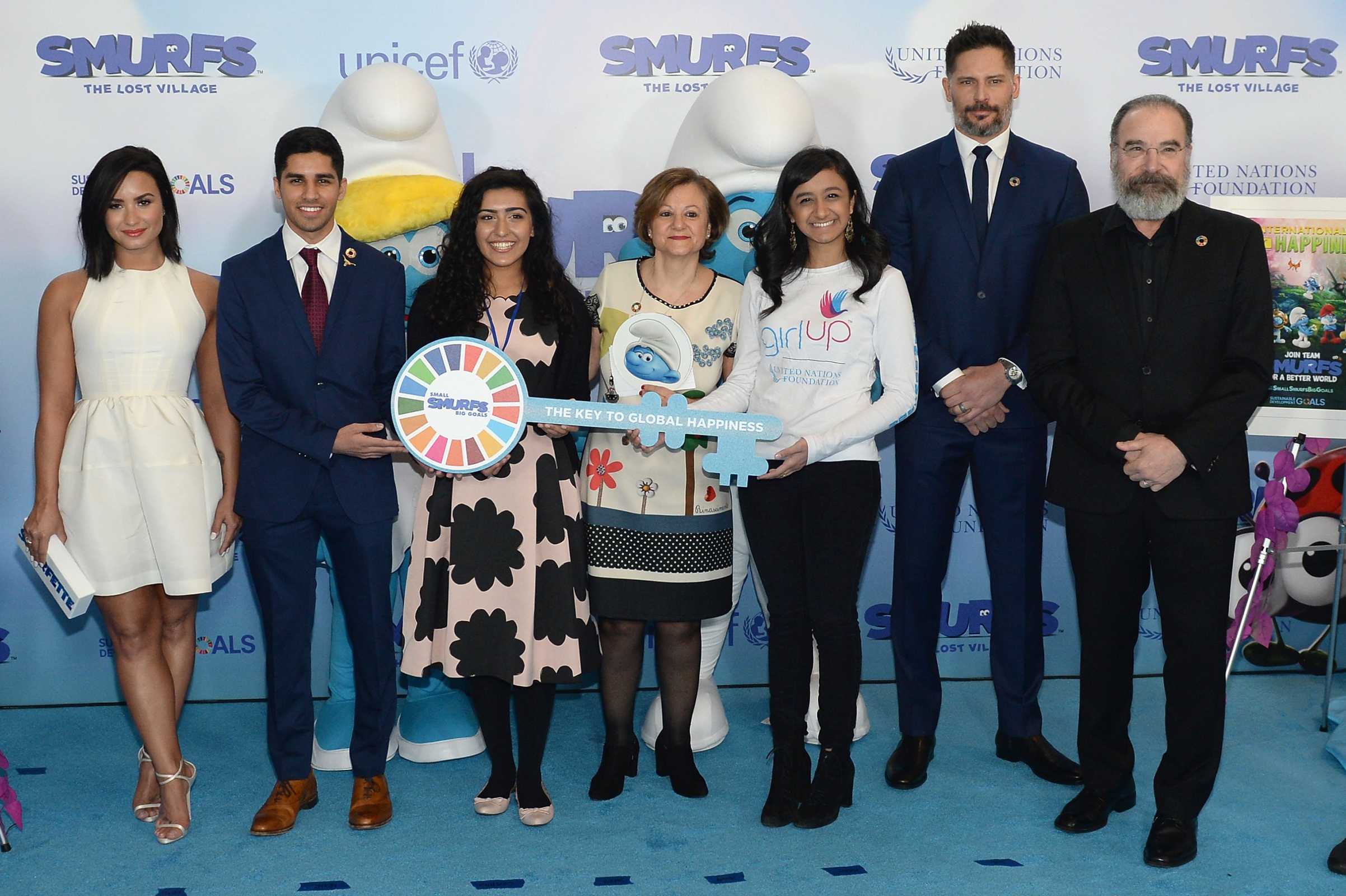 UN_And_Smurfs_The_Lost_Village_Celebrate_International_Day_Of_Happiness_-_March_18-02.jpg UN_And_Smurfs_The_Lost_Village_Celebrate_International_Day_Of_Happiness_-_March_18-02.jpg