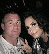 demi04.jpg