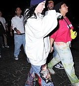 Arriving_Space_Jam_Premiere_with_Noah_Cyrus_at_Six_Flags_Magic_Mountain_in_Valencia2C_California__06292021_02.jpg