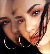 Demi_Lovato_-_Angelo_Kritikos_28202029-04.jpg