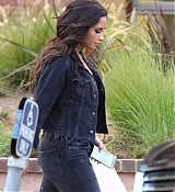 Demi_Lovato_-_In_Los_Angeles_on_August_28-17.jpg