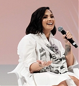 Demi_Lovato_-_Teen_Vogue_Summit_2019_on_November_022C_2019_in_Los_Angeles2C_CA-07.jpg