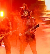 Demi_Lovato_-_The_Tonight_Show_Starring_Jimmy_Fallon__0609202212.jpg