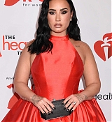 Demi_Lovato_-_2024_American_Heart_Association27s_Go_Red_for_Women_Fashion_Show_and_Concert_in_New_York2C_01312024_05.jpg